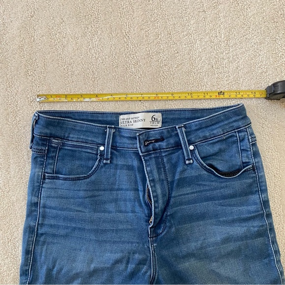 A&F Ultra Skinny High Rise Jeans - Picture 5 of 7